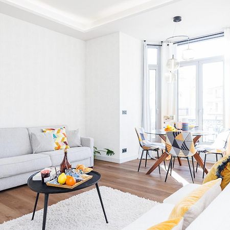 Vacances Au Palace - Happy Rentals ม็องตง ภายนอก รูปภาพ