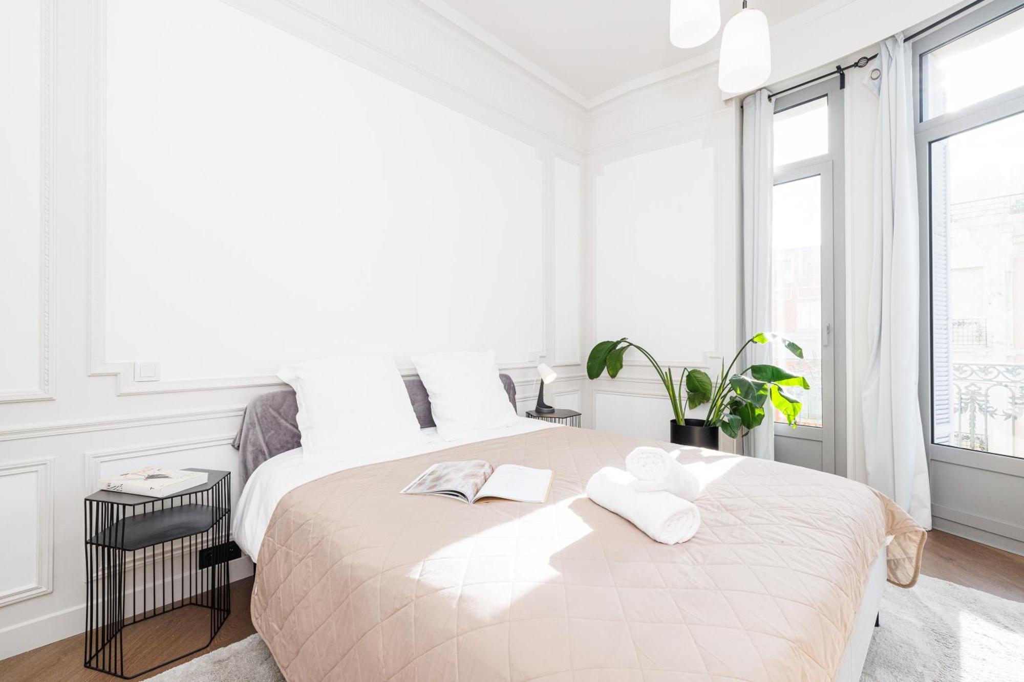 Vacances Au Palace - Happy Rentals ม็องตง ภายนอก รูปภาพ